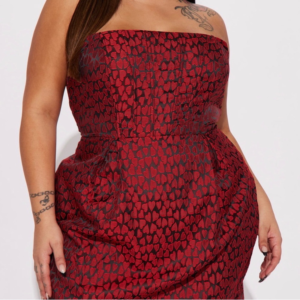 💐💐❤️❤️ Embellished Heart Mini Dress